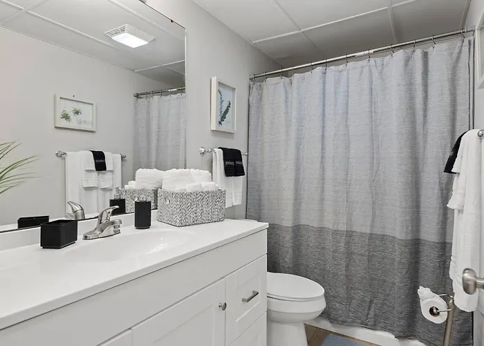 Modern King With Private Patio, Near Hospitals & State Fairgrounds Appartement *